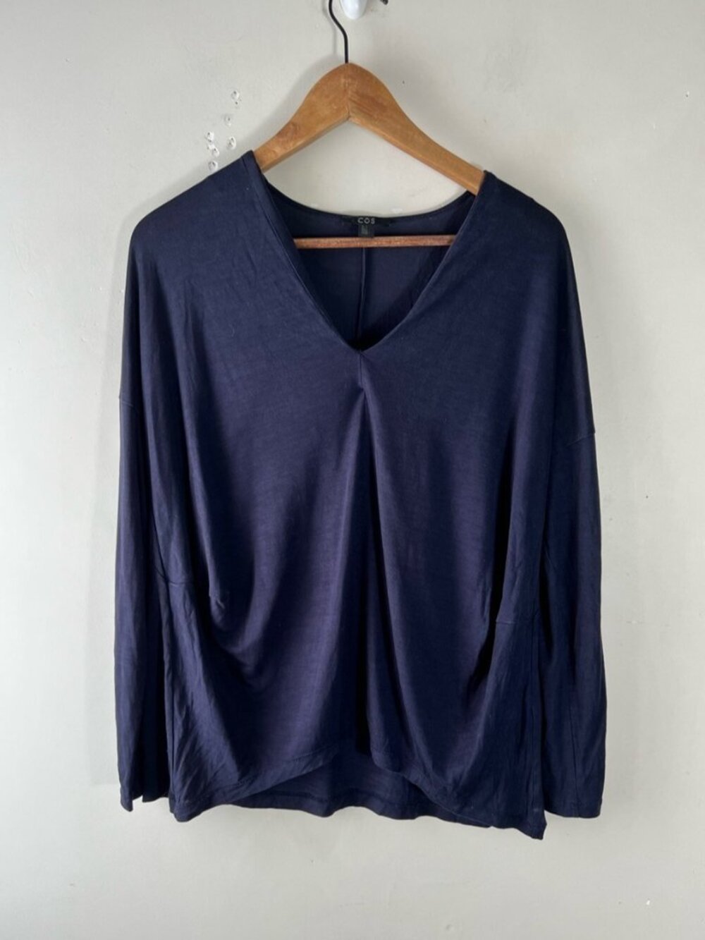 COS Size Small Navy Blue V-neck blouse draped relaxed silhouette Blue Viscose